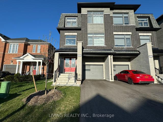 911 Isaac Phillips Way, House semidetached with 4 bedrooms, 4 bathrooms and 3 parking in Newmarket ON | Image 1