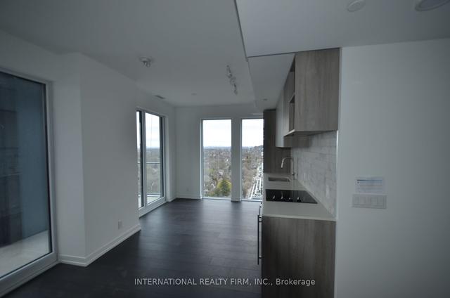 1705 - 2020 Bathurst St, Condo with 3 bedrooms, 2 bathrooms and 1 parking in Toronto ON | Image 16
