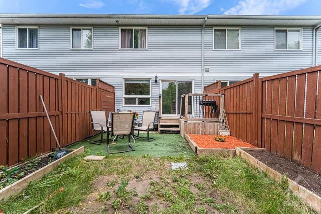 183 Kinross Private, Townhouse with 2 bedrooms, 2 bathrooms and 2 parking in Ottawa ON | Image 29