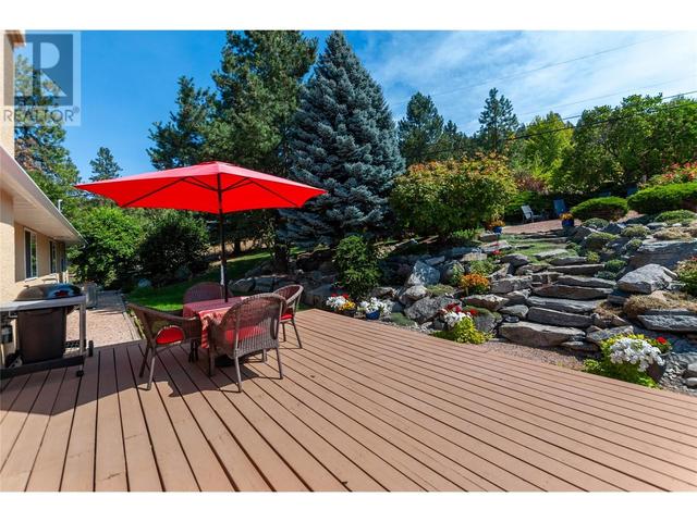 2820 Arawana Road, House detached with 4 bedrooms, 3 bathrooms and 2 parking in Okanagan Similkameen E BC | Image 27