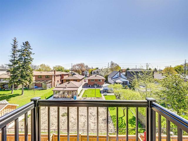 51 Vaudeville Dr, House semidetached with 3 bedrooms, 3 bathrooms and 3 parking in Toronto ON | Image 22