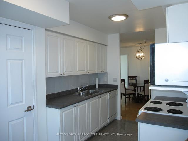 2905 - 33 Empress Ave, Condo with 2 bedrooms, 2 bathrooms and 1 parking in Toronto ON | Image 2