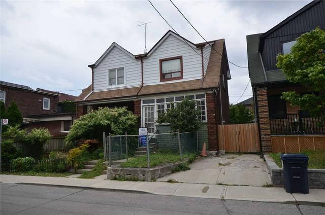 42 Arnold Ave, House semidetached with 3 bedrooms, 2 bathrooms and 1 parking in Toronto ON | Image 11
