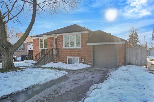 20 Wigan Cres, House detached with 3 bedrooms, 2 bathrooms and 3 parking in Toronto ON | Image 33