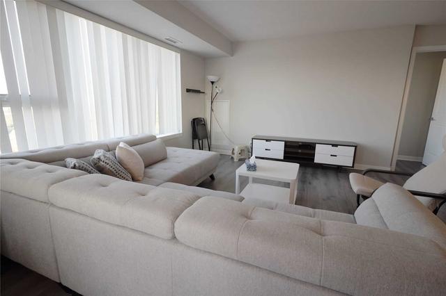 3102 - 25 Town Centre Crt, Condo with 2 bedrooms, 2 bathrooms and 1 parking in Toronto ON | Image 2