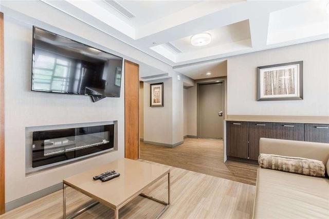 313 - 150 Main St W, Condo with 1 bedrooms, 2 bathrooms and 0 parking in Hamilton ON | Image 13