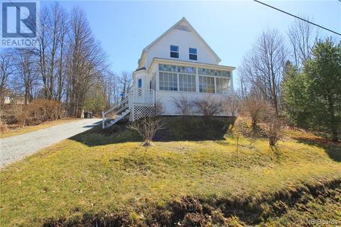 17 Acadia Crescent, House detached with 3 bedrooms, 2 bathrooms and null parking in Hampton NB | Card Image