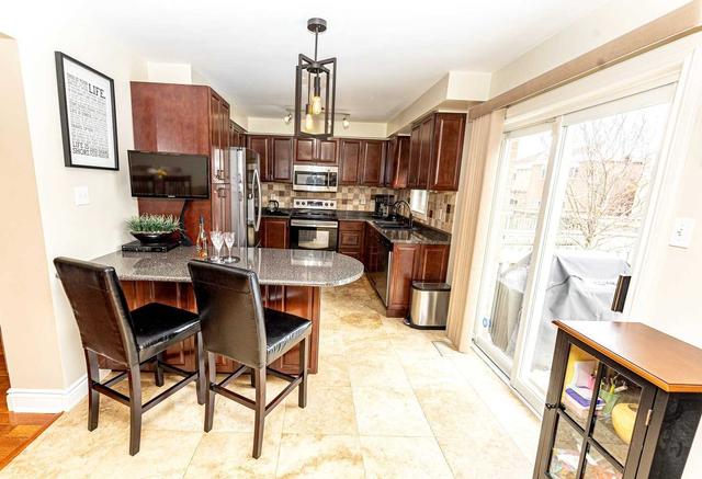 326 Howard Cres, House detached with 4 bedrooms, 4 bathrooms and 4 parking in Orangeville ON | Image 5