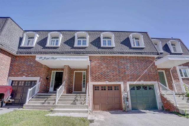 15 Joseph St, House attached with 3 bedrooms, 3 bathrooms and 3 parking in Brampton ON | Image 1