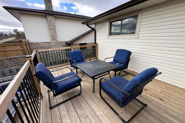 1291 Mcclure Crt, House detached with 3 bedrooms, 2 bathrooms and 5 parking in Oshawa ON | Image 14