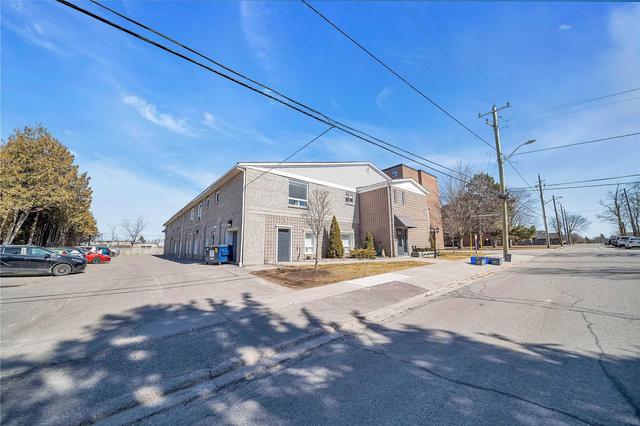 101 - 26 Spencer St, Condo with 2 bedrooms, 1 bathrooms and 1 parking in Cobourg ON | Image 1