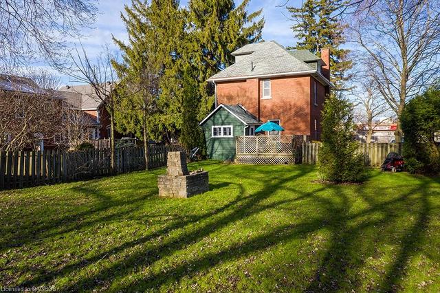 1380 4th Avenue W, House detached with 3 bedrooms, 1 bathrooms and 5 parking in Owen Sound ON | Image 20