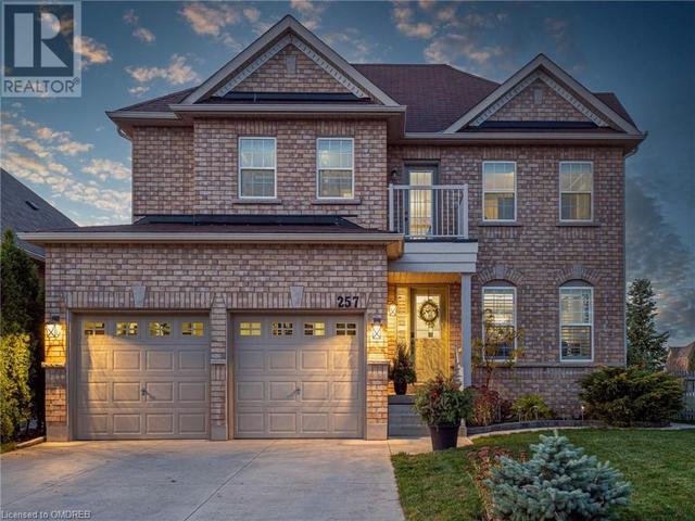 257 Wright Crescent, House detached with 5 bedrooms, 3 bathrooms and 4 parking in Niagara on the Lake ON | Image 1