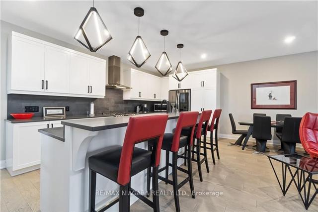 11 - 6 Juniper Tr, Townhouse with 2 bedrooms, 3 bathrooms and 4 parking in Welland ON | Image 7