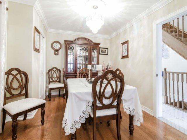 124 Nairn Ave, House detached with 3 bedrooms, 2 bathrooms and 2 parking in Toronto ON | Image 7