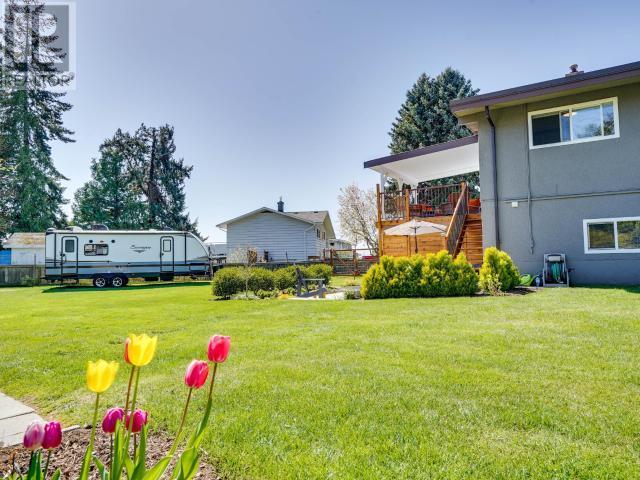 7050 Adams Street, House detached with 5 bedrooms, 2 bathrooms and null parking in Powell River BC | Image 38