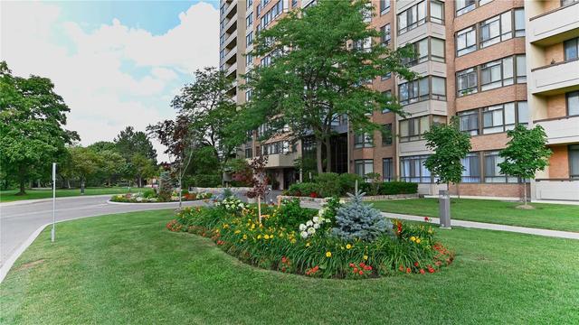 206 - 100 County Court Blvd, Condo with 2 bedrooms, 2 bathrooms and 1 parking in Brampton ON | Image 4