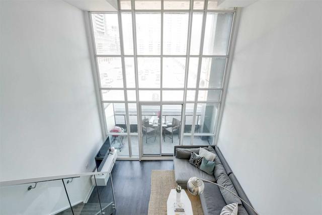 533 - 5 Hanna Ave, Condo with 1 bedrooms, 2 bathrooms and 1 parking in Toronto ON | Image 15
