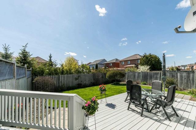 80 Cachet Blvd, House detached with 3 bedrooms, 2 bathrooms and 4 parking in Whitby ON | Image 17