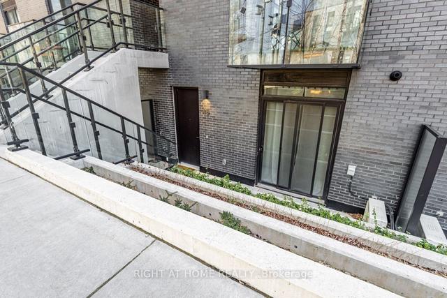 16 - 15 Brin Dr, Townhouse with 3 bedrooms, 2 bathrooms and 1 parking in Toronto ON | Image 16