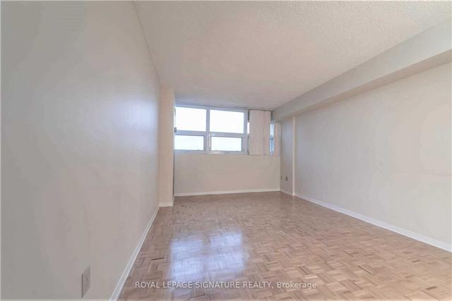 1107 - 8 Lisa St, Condo with 2 bedrooms, 2 bathrooms and 2 parking in Brampton ON | Image 2