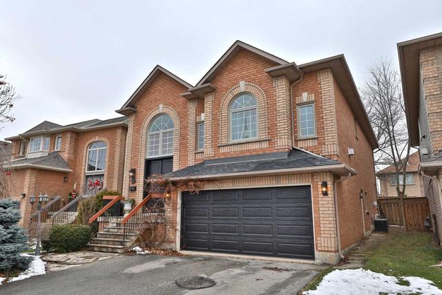 67 Niska Dr N, House detached with 4 bedrooms, 4 bathrooms and 4 parking in Hamilton ON | Image 1