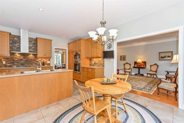 79 Woodside Rd, House detached with 4 bedrooms, 3 bathrooms and 4 parking in Guelph ON | Image 16