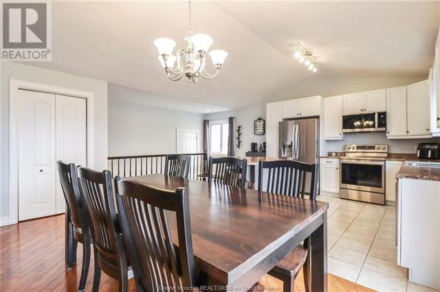 920 Cleveland Ave, House detached with 2 bedrooms, 3 bathrooms and null parking in Riverview NB | Image 27