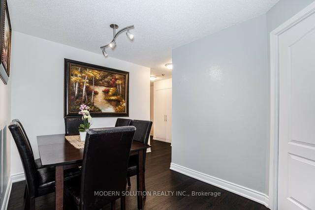 302 - 1 Elm Dr, Condo with 2 bedrooms, 2 bathrooms and 2 parking in Mississauga ON | Image 2