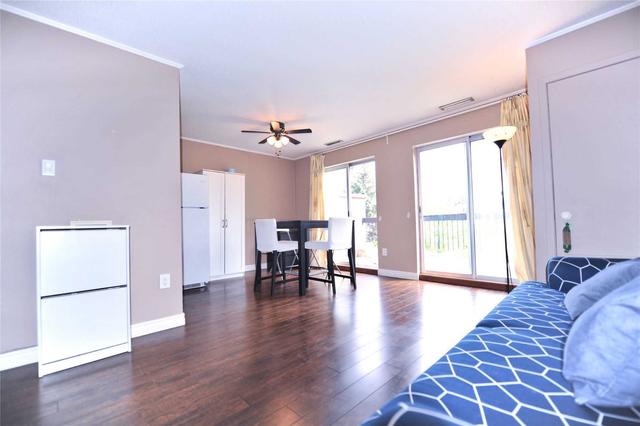 298 - 165 Cherokee Blvd, Townhouse with 4 bedrooms, 2 bathrooms and 1 parking in Toronto ON | Image 3