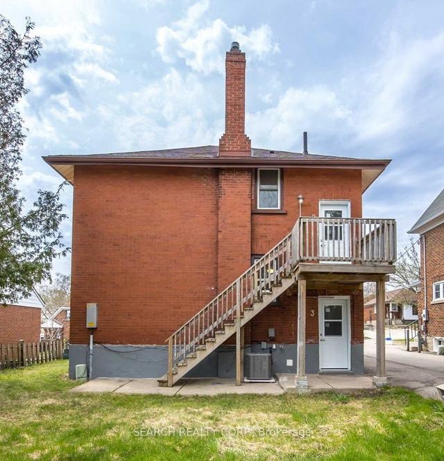 14 Kennedy Ave S, House detached with 5 bedrooms, 3 bathrooms and 3 parking in Kitchener ON | Image 4