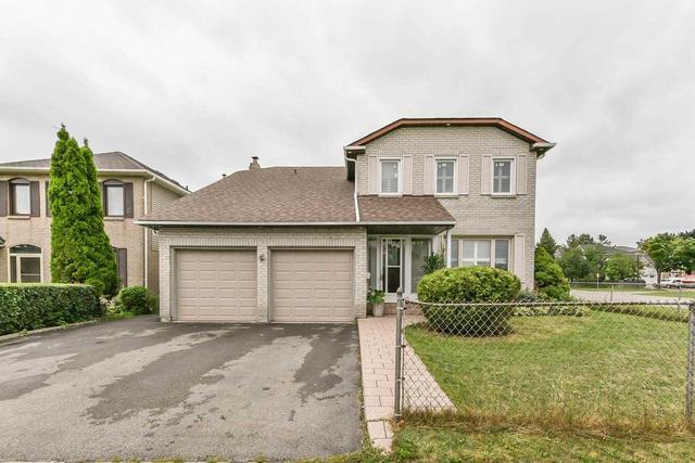 102 Jaffa Dr, House detached with 4 bedrooms, 4 bathrooms and 4 parking in Brampton ON | Image 12
