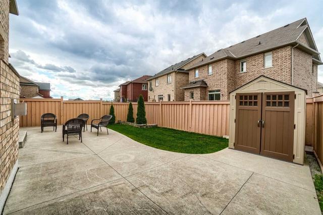 34 Cove Hollow Crt, House detached with 4 bedrooms, 4 bathrooms and 4 parking in Brampton ON | Image 22