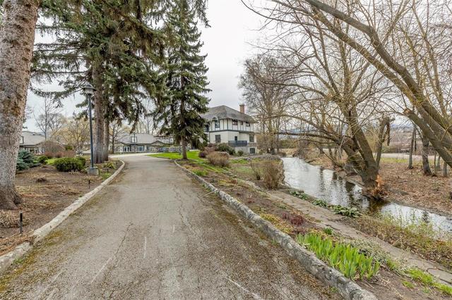 101 - 1986 Bowes Street, House attached with 3 bedrooms, 2 bathrooms and 2 parking in Kelowna BC | Image 44