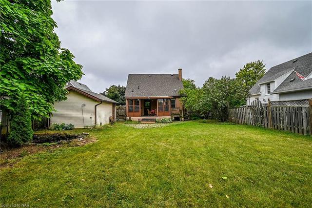 4 Flanders Avenue, House detached with 3 bedrooms, 1 bathrooms and 4 parking in St. Catharines ON | Image 43