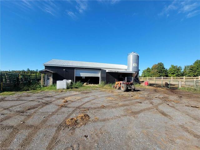 3439 Highway 38, House detached with 3 bedrooms, 3 bathrooms and 12 parking in South Frontenac ON | Image 14