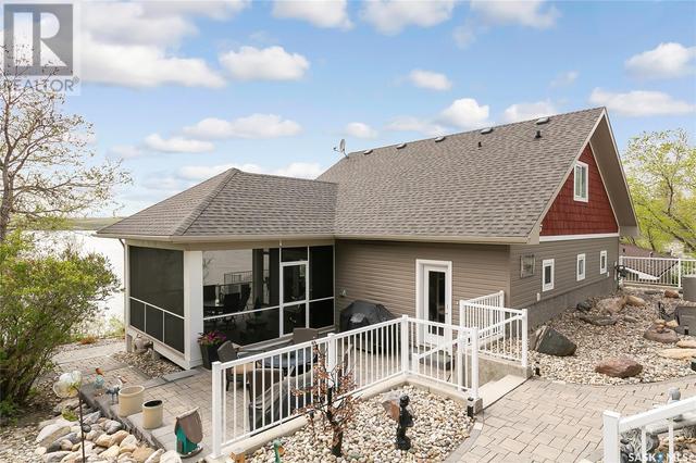 59 Pelican Drive, House detached with 3 bedrooms, 3 bathrooms and null parking in Pelican Pointe SK | Image 4