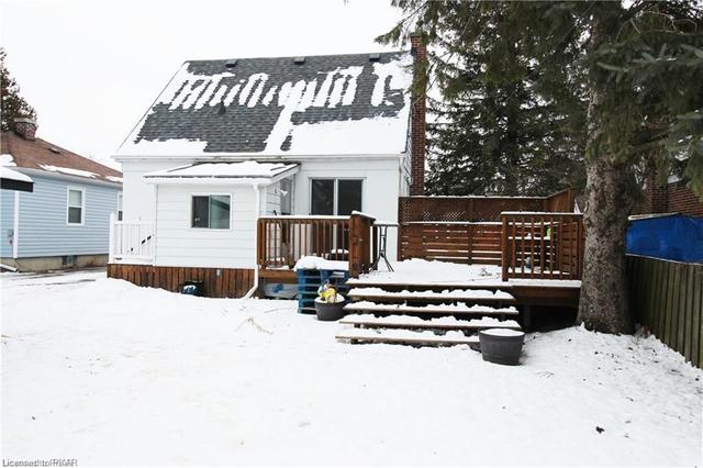 536 Hamilton Street, House detached with 3 bedrooms, 2 bathrooms and 5 parking in Peterborough ON | Image 17