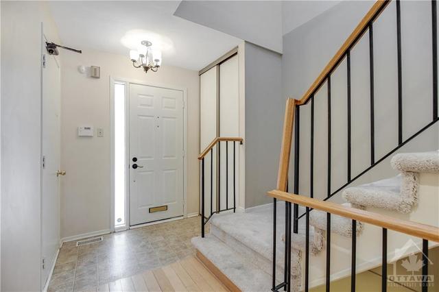 152 Presland Road, Townhouse with 3 bedrooms, 2 bathrooms and 3 parking in Ottawa ON | Image 22