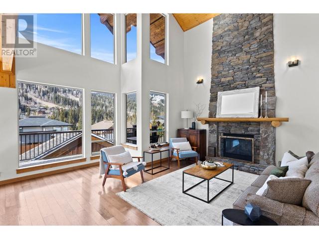 2431 Fairways Drive, House detached with 5 bedrooms, 4 bathrooms and null parking in Sun Peaks Mountain BC | Image 3