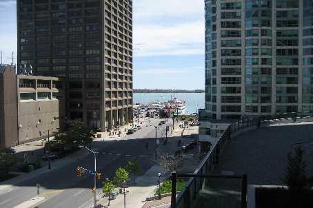 3804 - 16 Yonge St, Condo with 2 bedrooms, 2 bathrooms and null parking in Toronto ON | Image 2