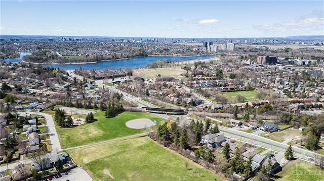 750 metres from Mooney's Bay park - that's a 10 minute stroll! | Image 30