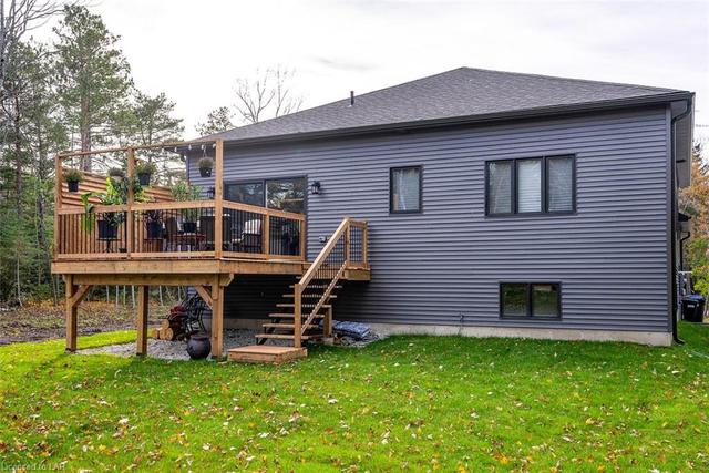 11 53rd Street S, House detached with 3 bedrooms, 2 bathrooms and 8 parking in Wasaga Beach ON | Image 6