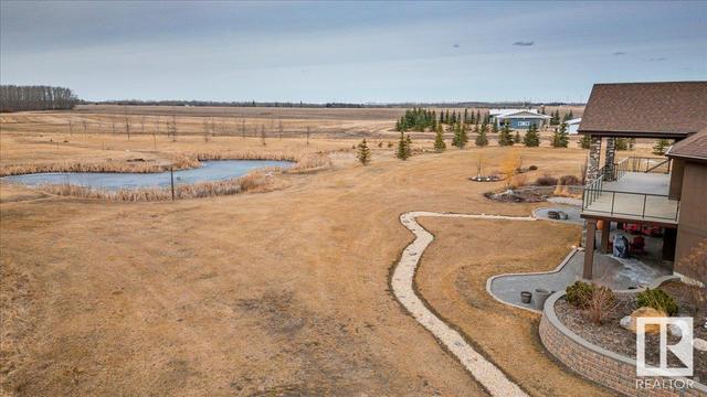 49330 Rge Rd 260, House detached with 5 bedrooms, 5 bathrooms and null parking in Leduc County AB | Image 21