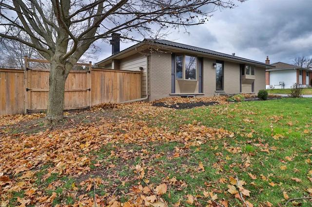 45 Jeffrey Dr, House detached with 2 bedrooms, 1 bathrooms and 12 parking in Quinte West ON | Image 12