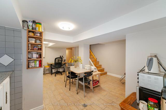 123 Market St, House semidetached with 5 bedrooms, 3 bathrooms and 1 parking in Hamilton ON | Image 31