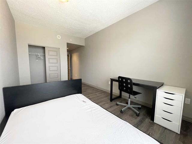 906 - 8 Hickory St W, Condo with 5 bedrooms, 5 bathrooms and 0 parking in Waterloo ON | Image 11