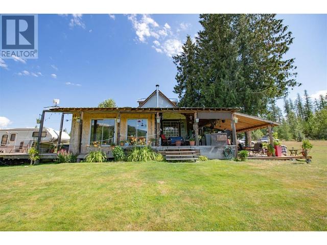 650 Trinity Valley Road, House detached with 3 bedrooms, 1 bathrooms and 10 parking in North Okanagan D BC | Image 2