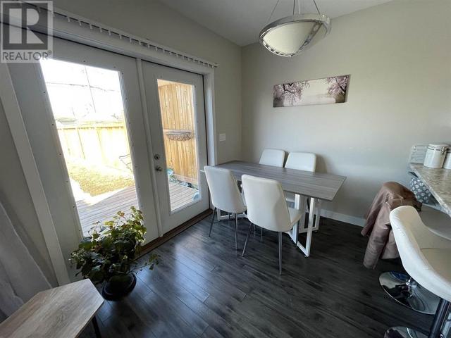 9020 74 Street, House attached with 3 bedrooms, 3 bathrooms and null parking in Fort St. John BC | Image 4