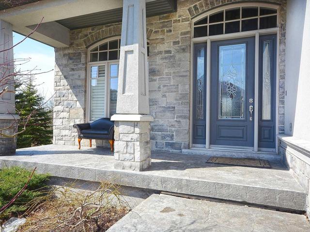 258 Joseph Schoerg Cres, House detached with 3 bedrooms, 4 bathrooms and 2 parking in Kitchener ON | Image 2